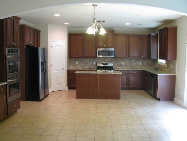 Building Photo - 3695 Lindsy Brooke Ct Douglasville