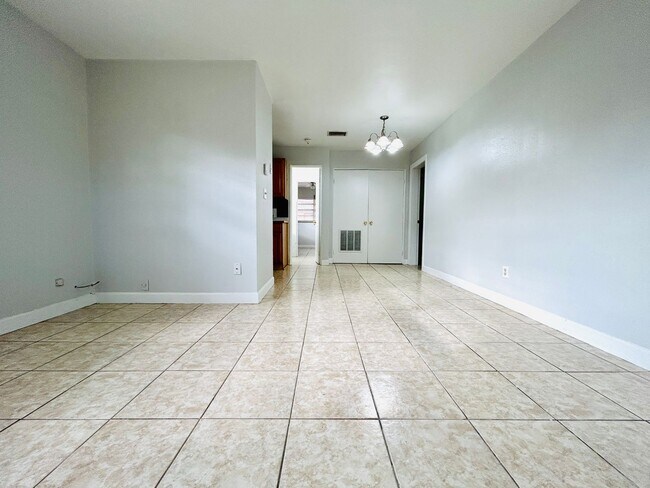 Building Photo - 35 E Winter Park St Unit 35B