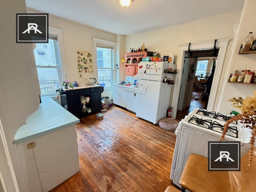Primary Photo - 1 bedroom in Allston MA 02134