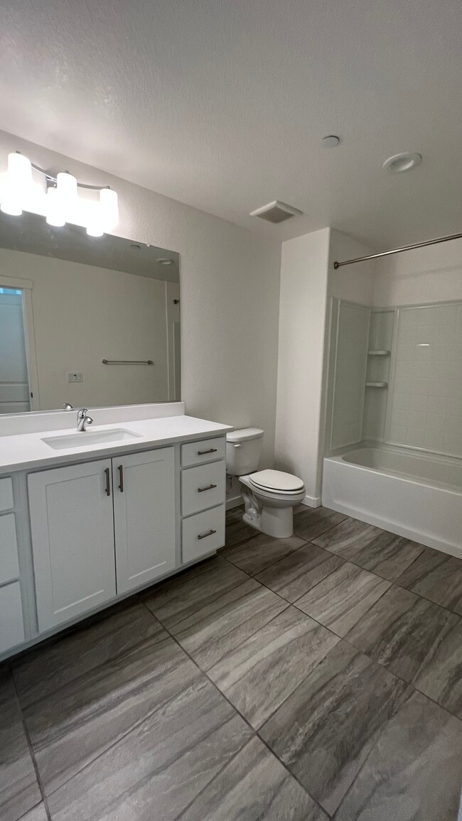 Building Photo - 2500 Wildflower Sta Pl