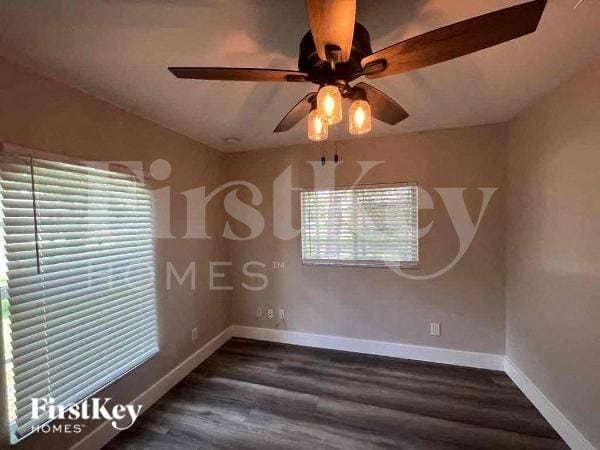 Foto del edificio - 2670 Denicke St