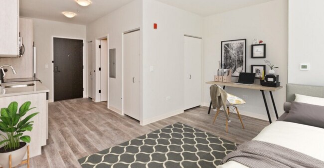 Foto del edificio - 6140 N Broadway St