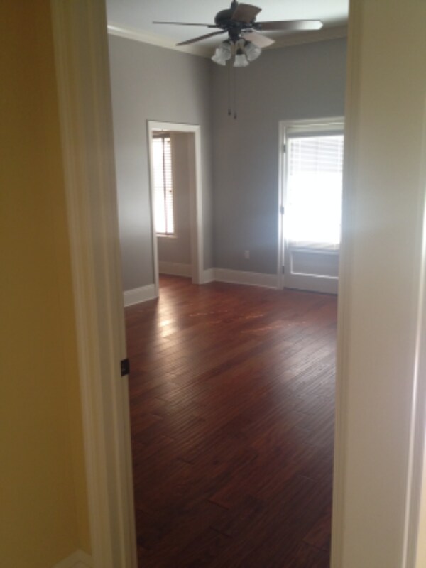 Building Photo - 5935 Camellia Pl