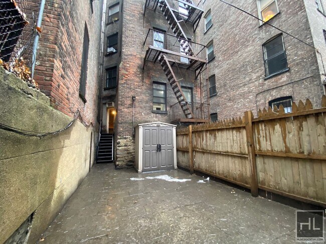 Foto del edificio - West 97th Street