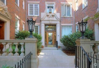 Building Photo - 285 Harvard St