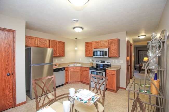 Building Photo - Boulder Creek Apartments