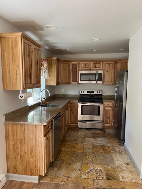 Newly renovated, newer appliances, cabinets, appliances and granite counters - 67 Virginian Ln