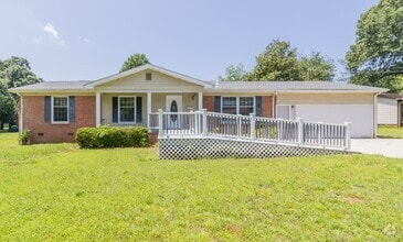 Building Photo - 1601 Sansberry Rd
