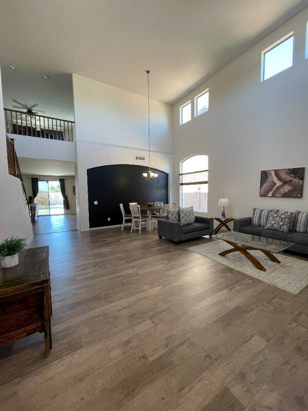 Foto del edificio - 9622 S 46th Ln