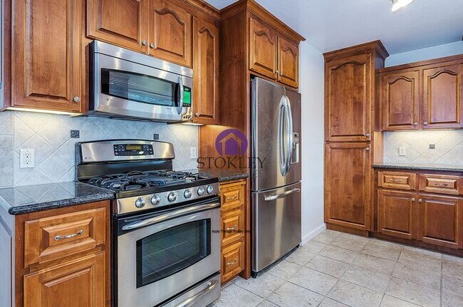 Building Photo - Stokley Properties Presents 2219 Holbrook ...