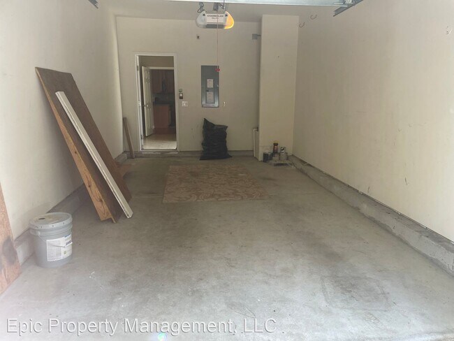 Building Photo - 4 br, 3.5 bath House - 3049 Park West Blvd