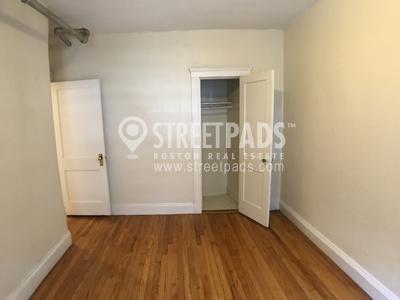 Foto del edificio - 2 bedroom in Boston MA 02135