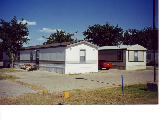 Foto del edificio - Country Village Mobile Home Park