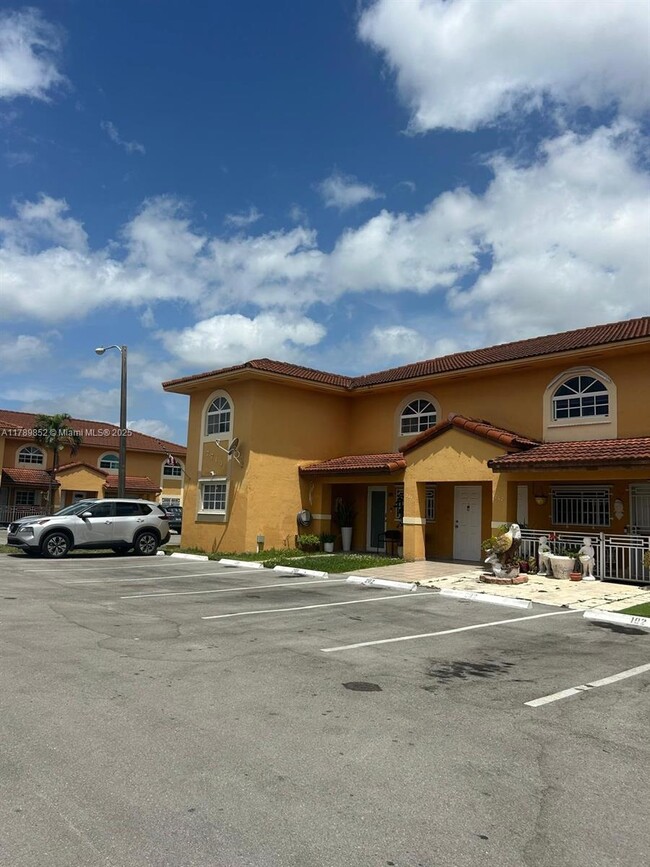 Building Photo - 7714 W 34th Ln