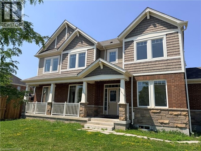 Building Photo - 40 Wannamaker Cres