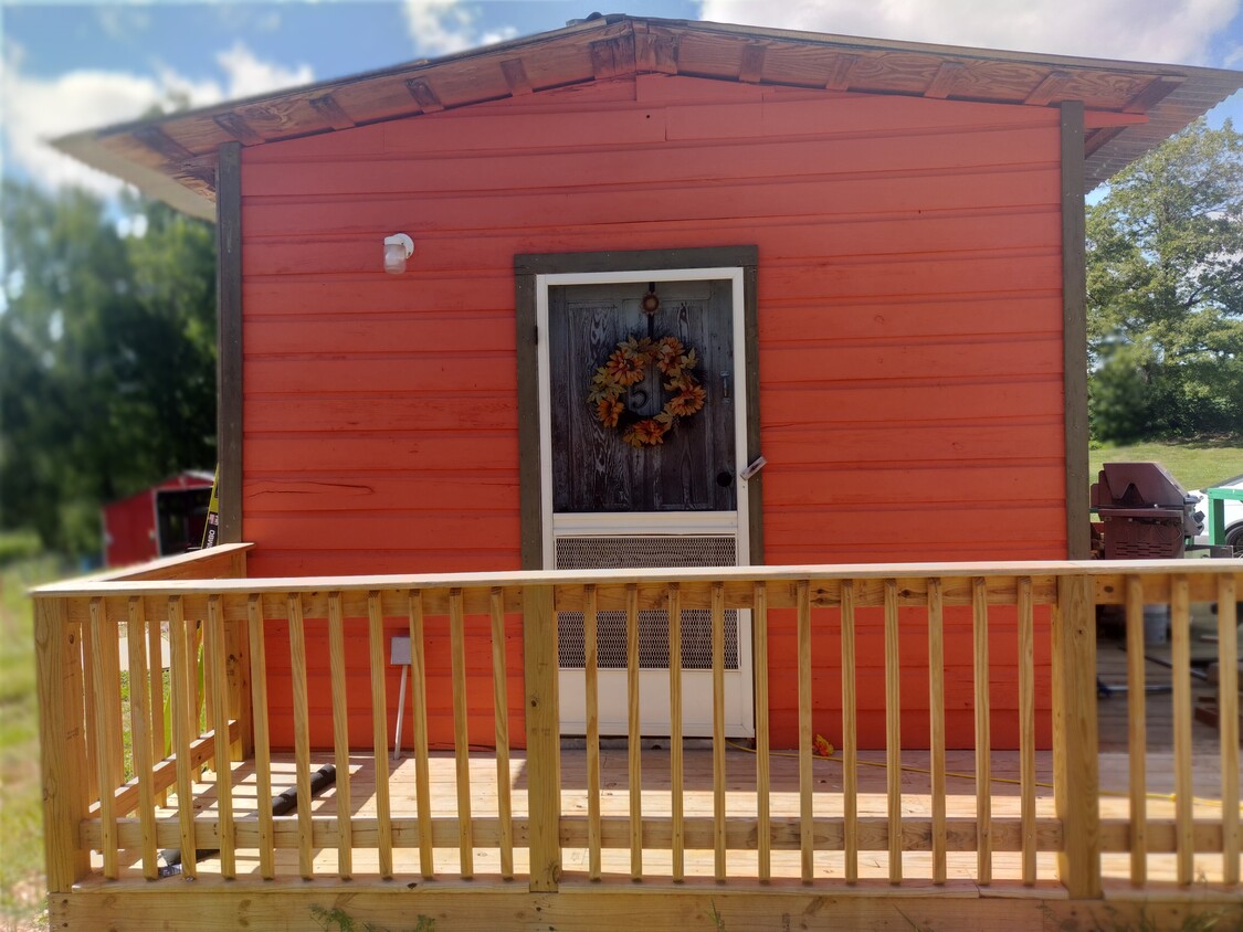 Primary Photo - 398 Cook Rd