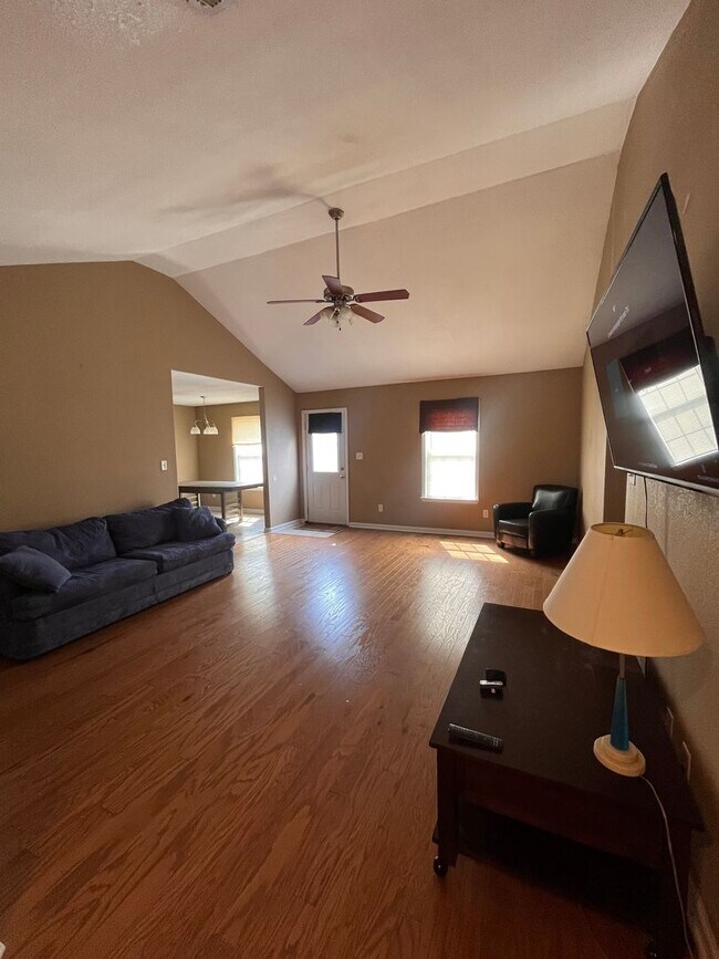 Foto del edificio - 5114 Branch Point Dr