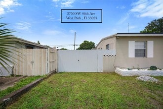 Building Photo - 3750 SW 46th Ave