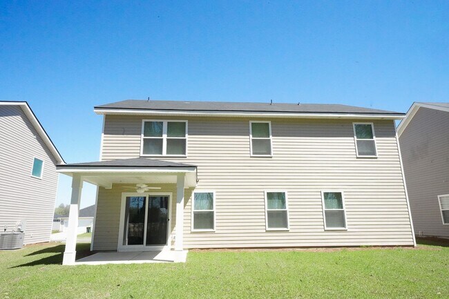 Building Photo - Available Now! MOVE IN READY!   ?? ?? ??! ...