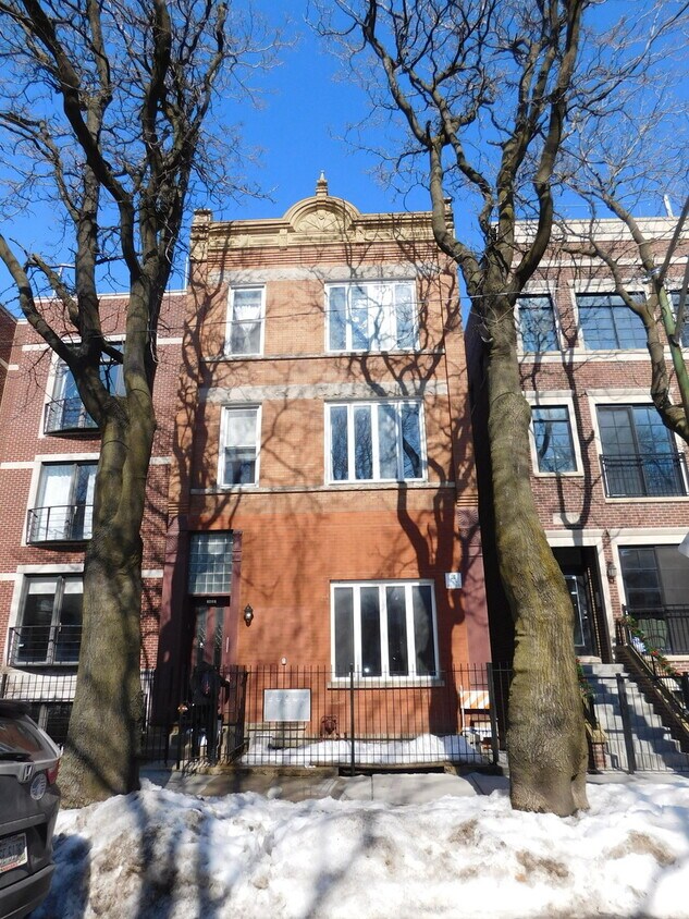 Primary Photo - 2432 W Cortez St