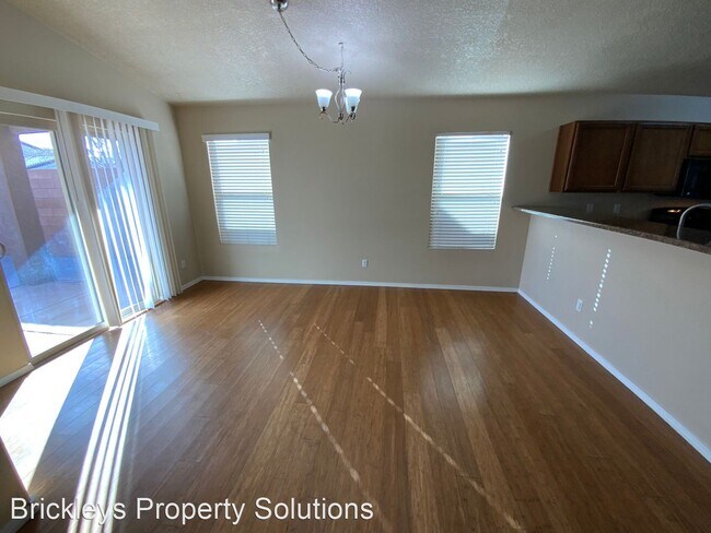 Building Photo - 3 br, 2 bath House - 9116 Mesa Place NW
