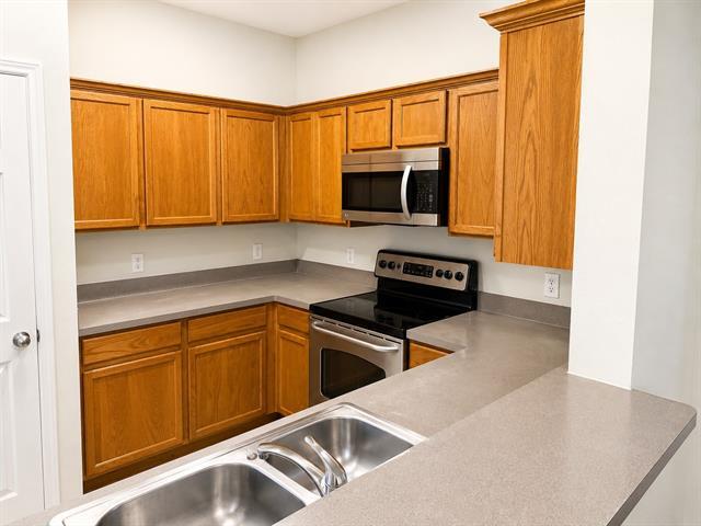 Foto del edificio - 10633 Traymore Dr