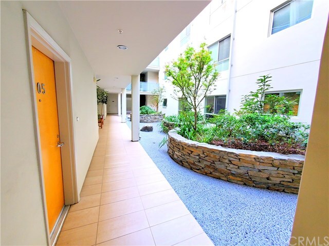Foto del edificio - 159 W Green St