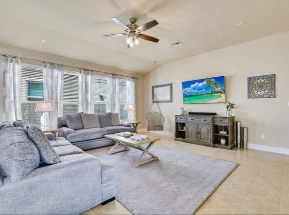 Foto del edificio - 185 Camden Cove