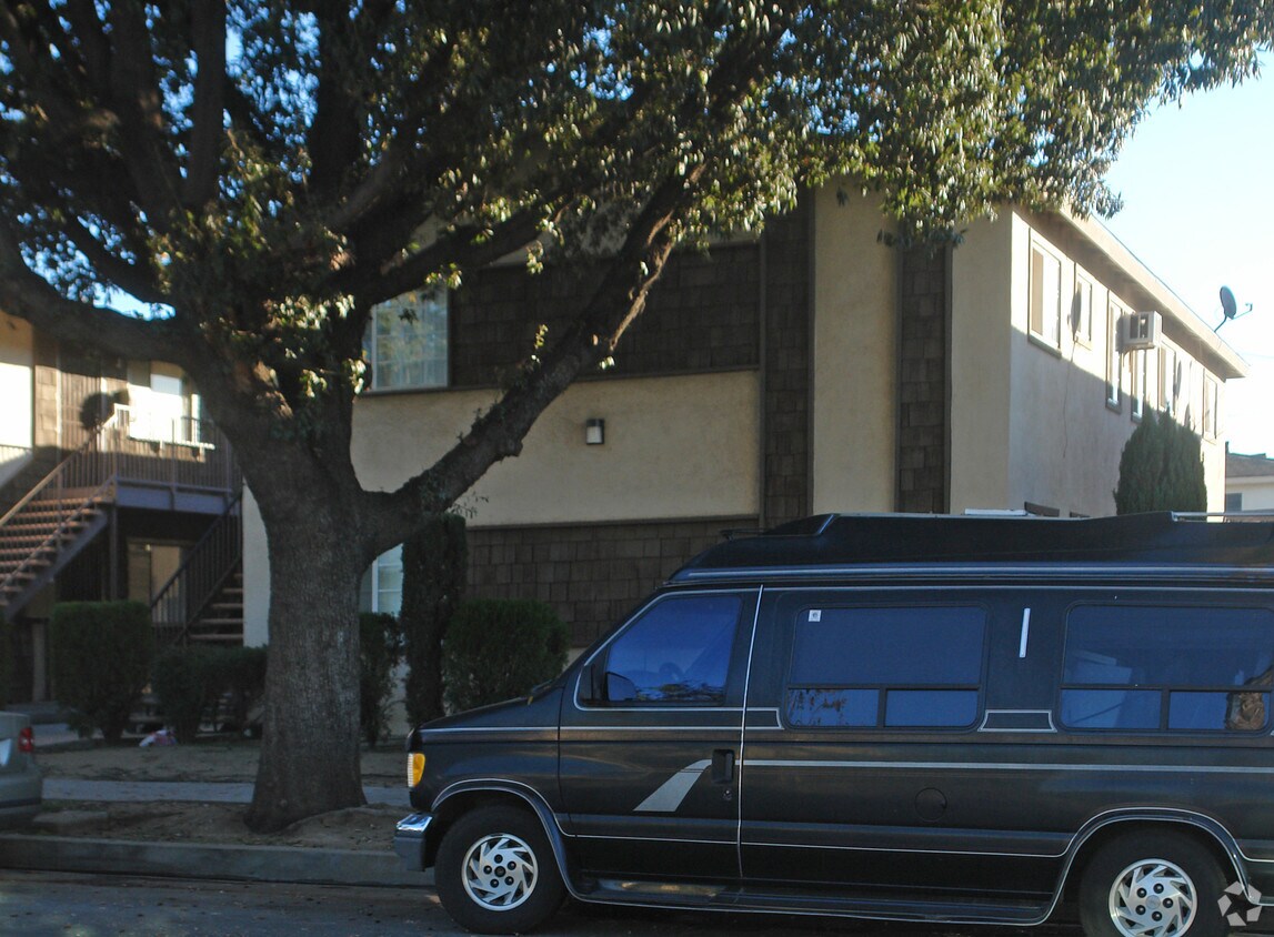 Building Photo - 138-144 N Grandview Ave