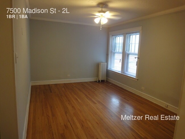 Foto del edificio - 7500 Madison St
