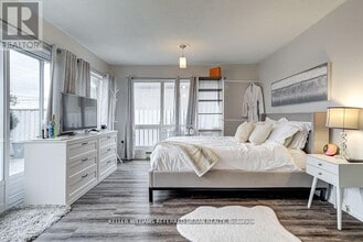 Building Photo - 707 Annland St