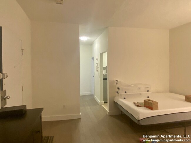 Building Photo - 552 Massachusetts Ave