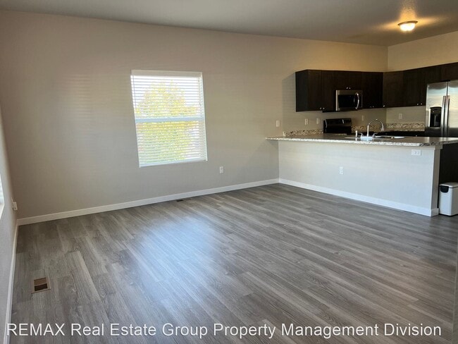 Building Photo - 4 br, 3.5 bath House - 4695 Wharf Pt KT 8