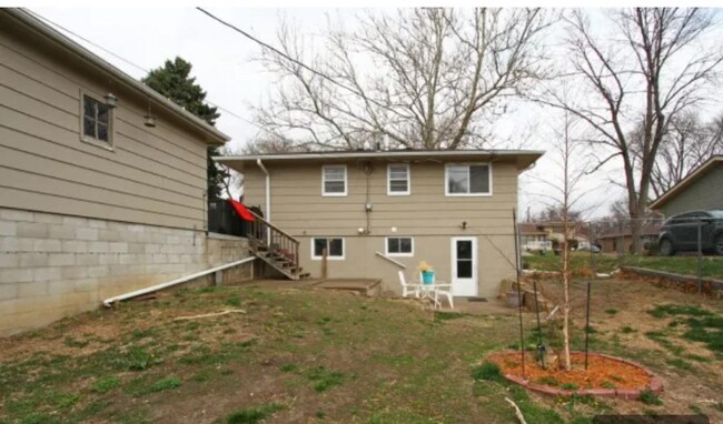 Building Photo - 1451 Manatt St