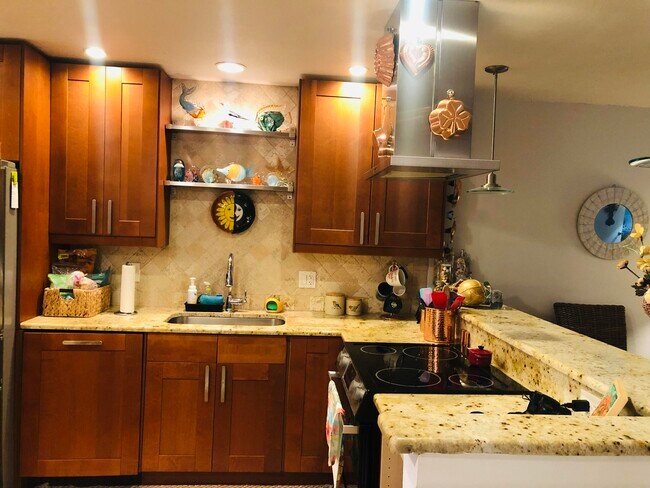 Building Photo - 4801 Esedra Ct