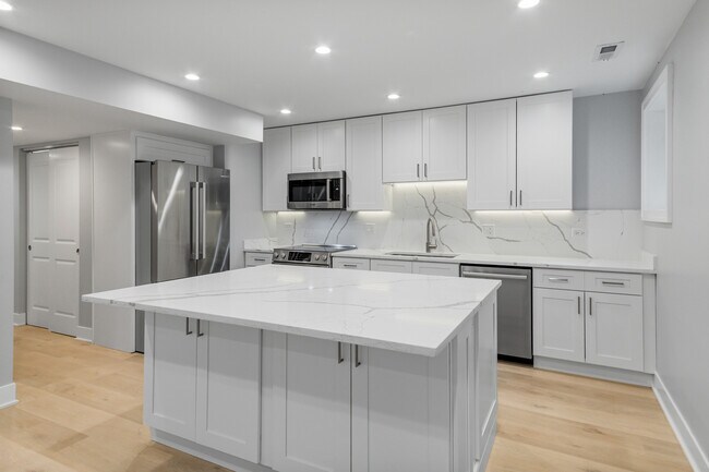 Foto del edificio - 935 W Winona St