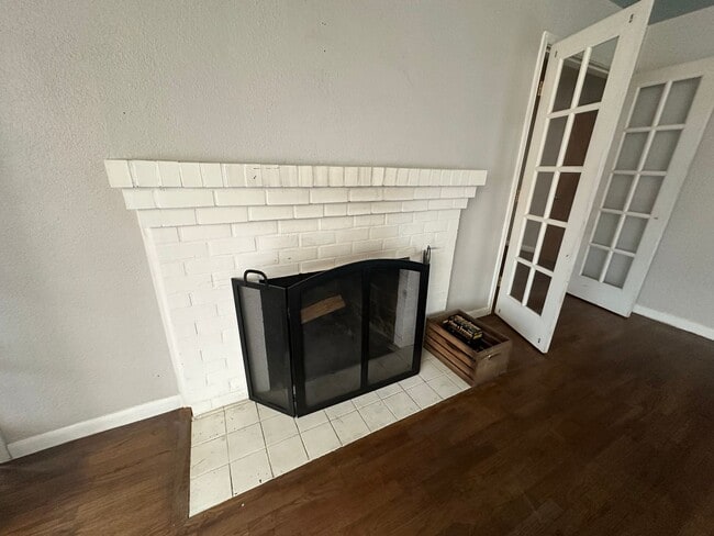 Foto del edificio - MIDTOWN 3 Bdrm House, All Appliances incl ...