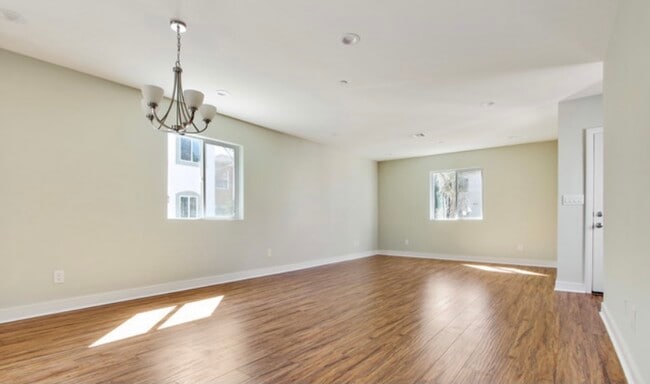 Foto del edificio - 4836 W 18th St
