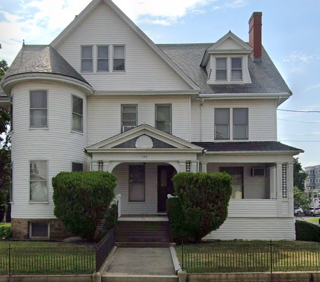 Building Photo - 180 Jackson St
