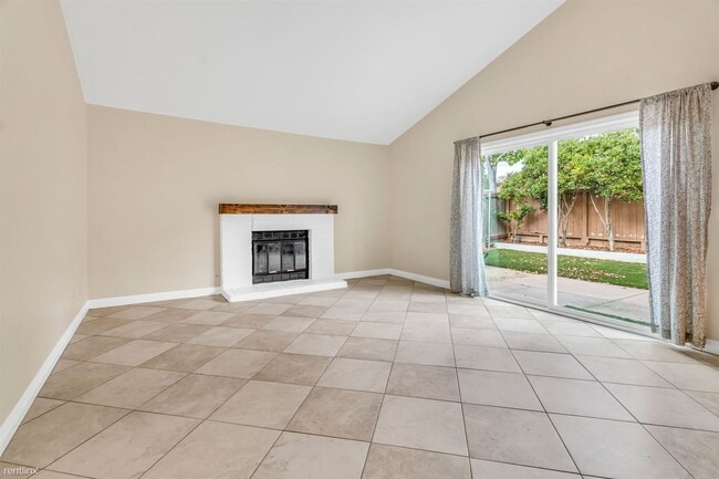 Building Photo - 3 br, 2 bath House - 2166 Pueblo Glen
