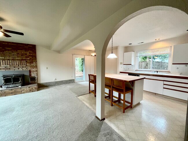 Foto del edificio - 1846 NE 175th St