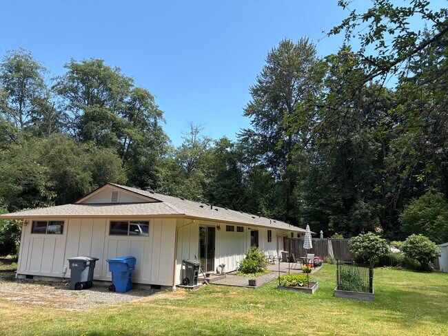Building Photo - 4917 36th Ave Ct