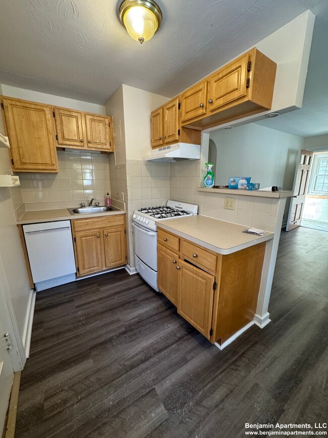 Building Photo - 9 Dudley St