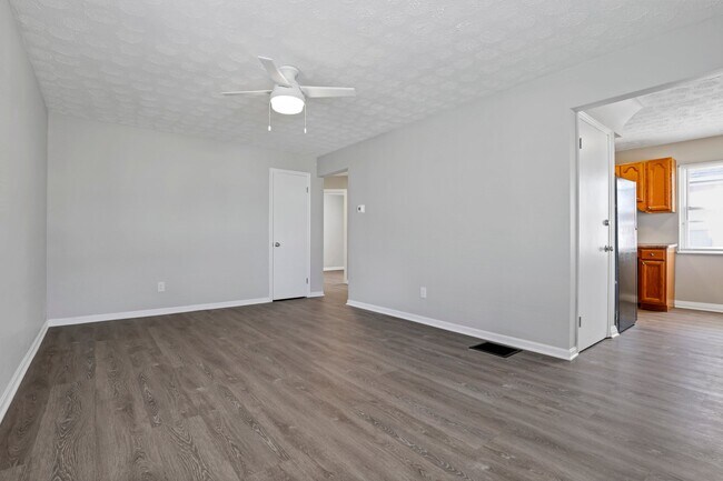 Foto del edificio - 1465 E 22nd Ave