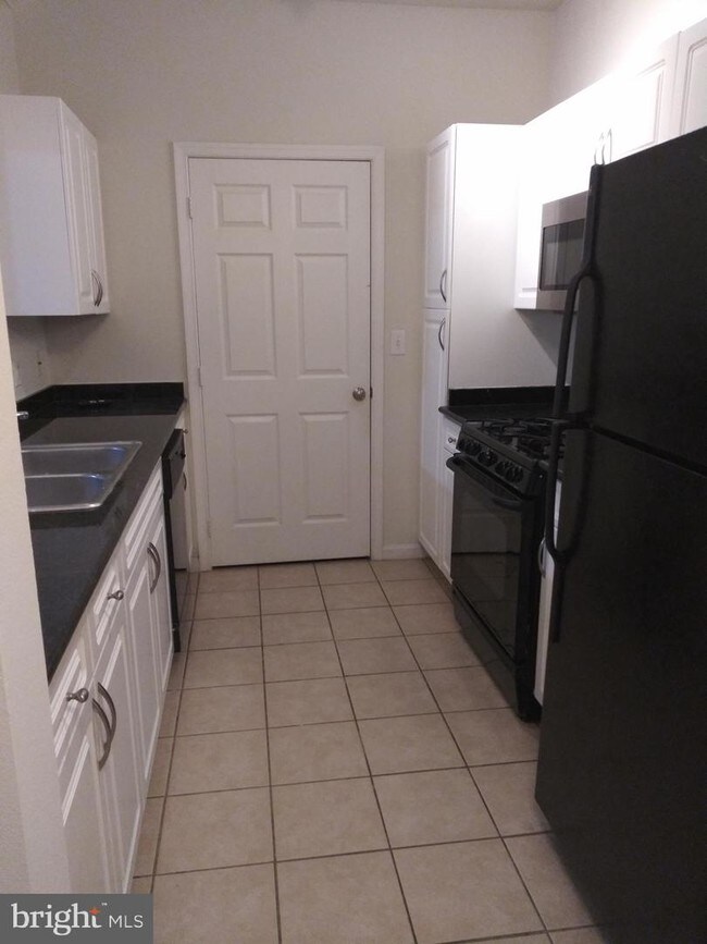 12958 Centre Park Cir Unit 118, Herndon, VA 20171 Apartment for Rent