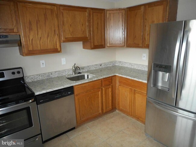 Building Photo - 3825 Tremayne Terrace
