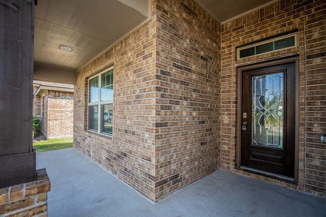 Building Photo - 1407 Wheatland Terrace Ln