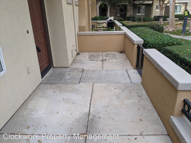 Foto del edificio - 4 br, 3.5 bath House - 12492 Castelo Ln