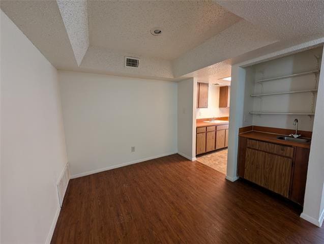 Building Photo - 7431 Holly Hill Dr