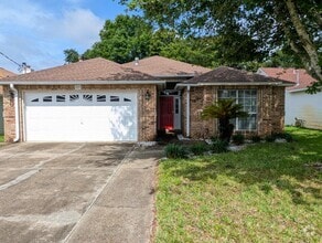 Building Photo - 509 Rush Park Cir